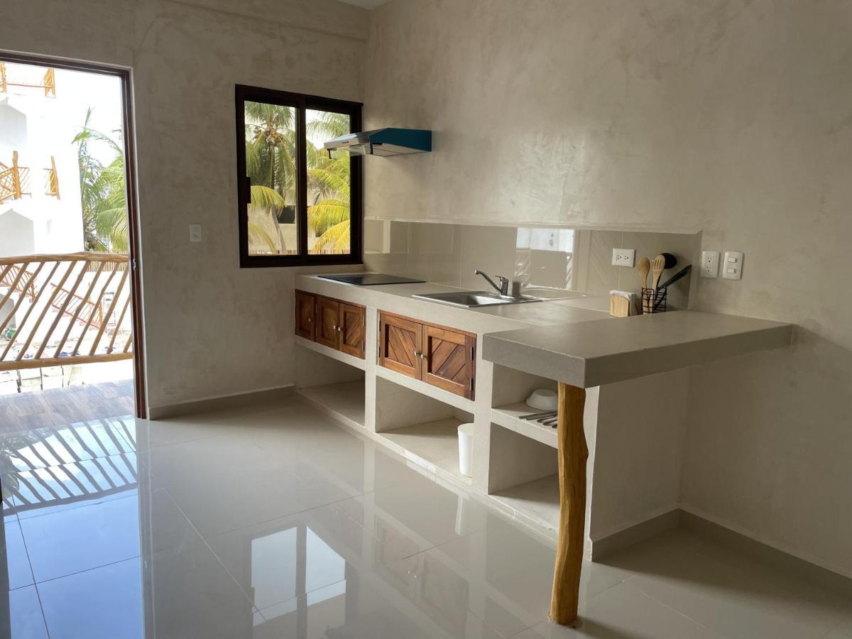 Mexhe Hotel El Cuyo Kültér fotó