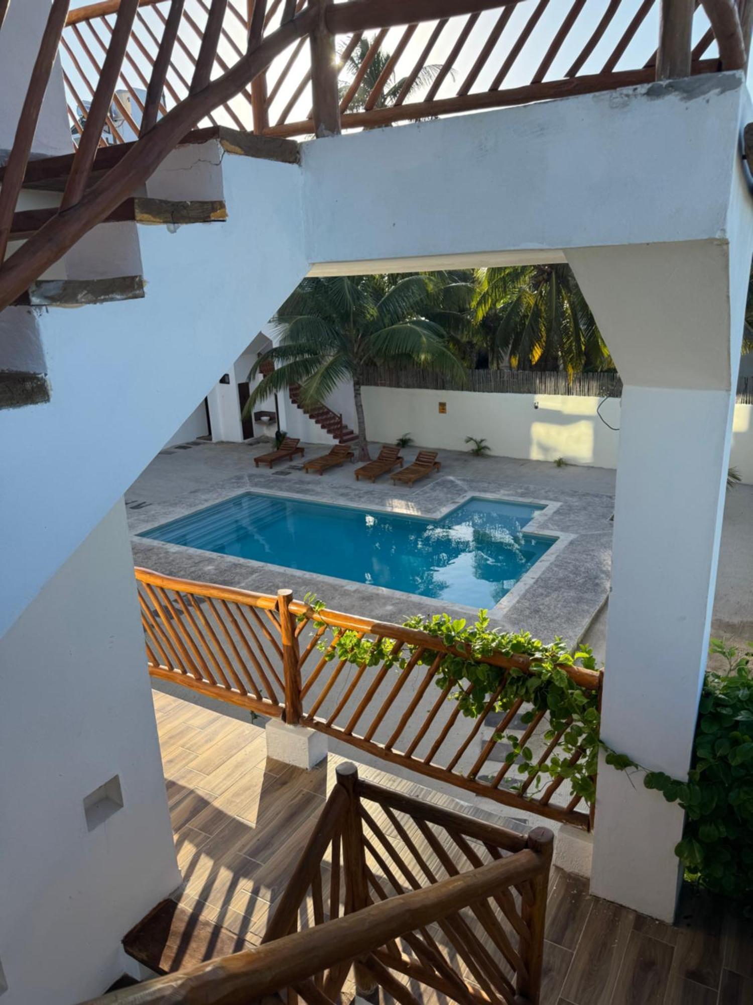 Mexhe Hotel El Cuyo Kültér fotó