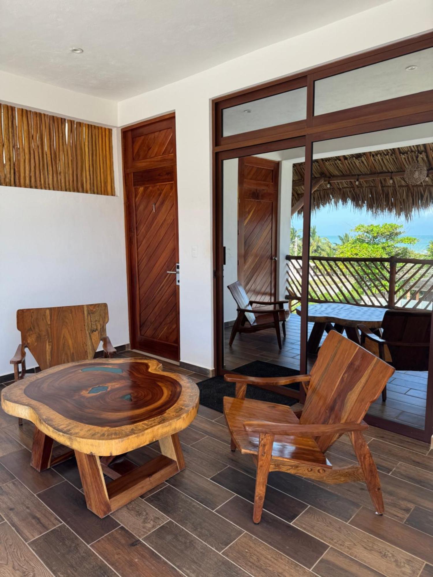 Mexhe Hotel El Cuyo Kültér fotó